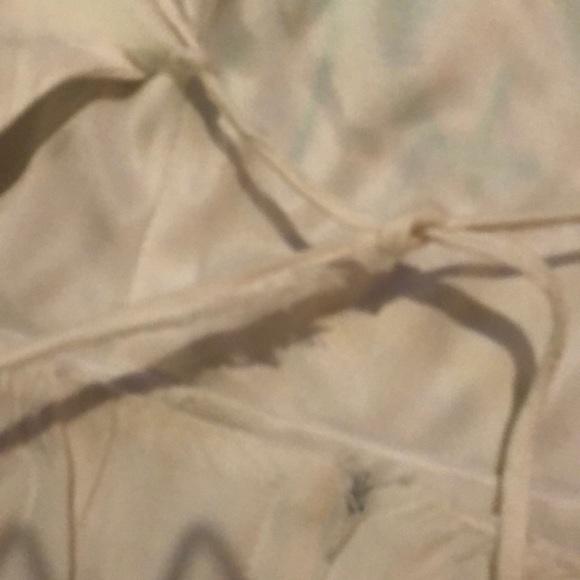 Meghan Los Angeles Embroidered Dress - Picture 4 of 4